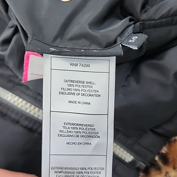 DKNY GIRLS BLACK WINTER JACKET, SIZE 5/6 DOUBLE SIDE, PRE-OWNED, ZIPPER, POCKETS - Picture 13 of 14